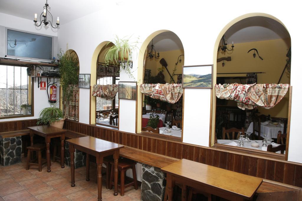 Hostal Restaurante Alto Rey Arroyo de las Fraguas 外观 照片