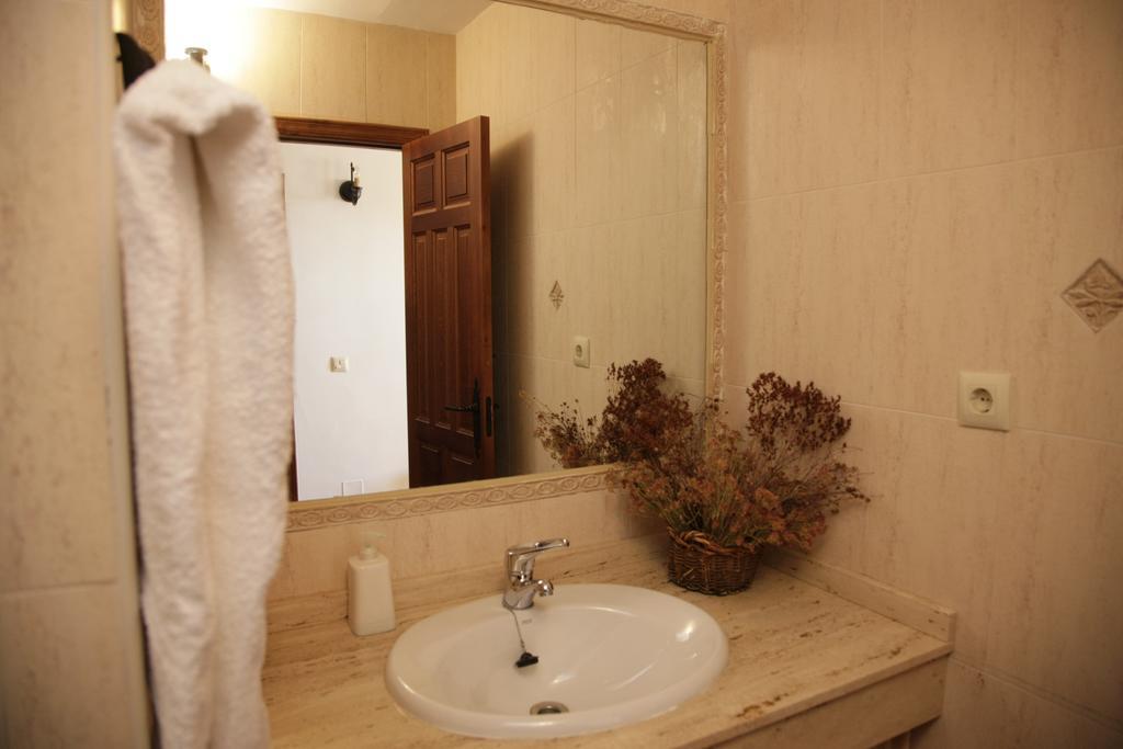 Hostal Restaurante Alto Rey Arroyo de las Fraguas 外观 照片